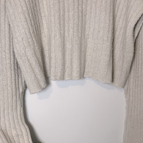 Xirena Wool Cashmere Blend Light Gray Ribbed Mock Neck Boxy Sweater Sz S - Picture 4 of 9